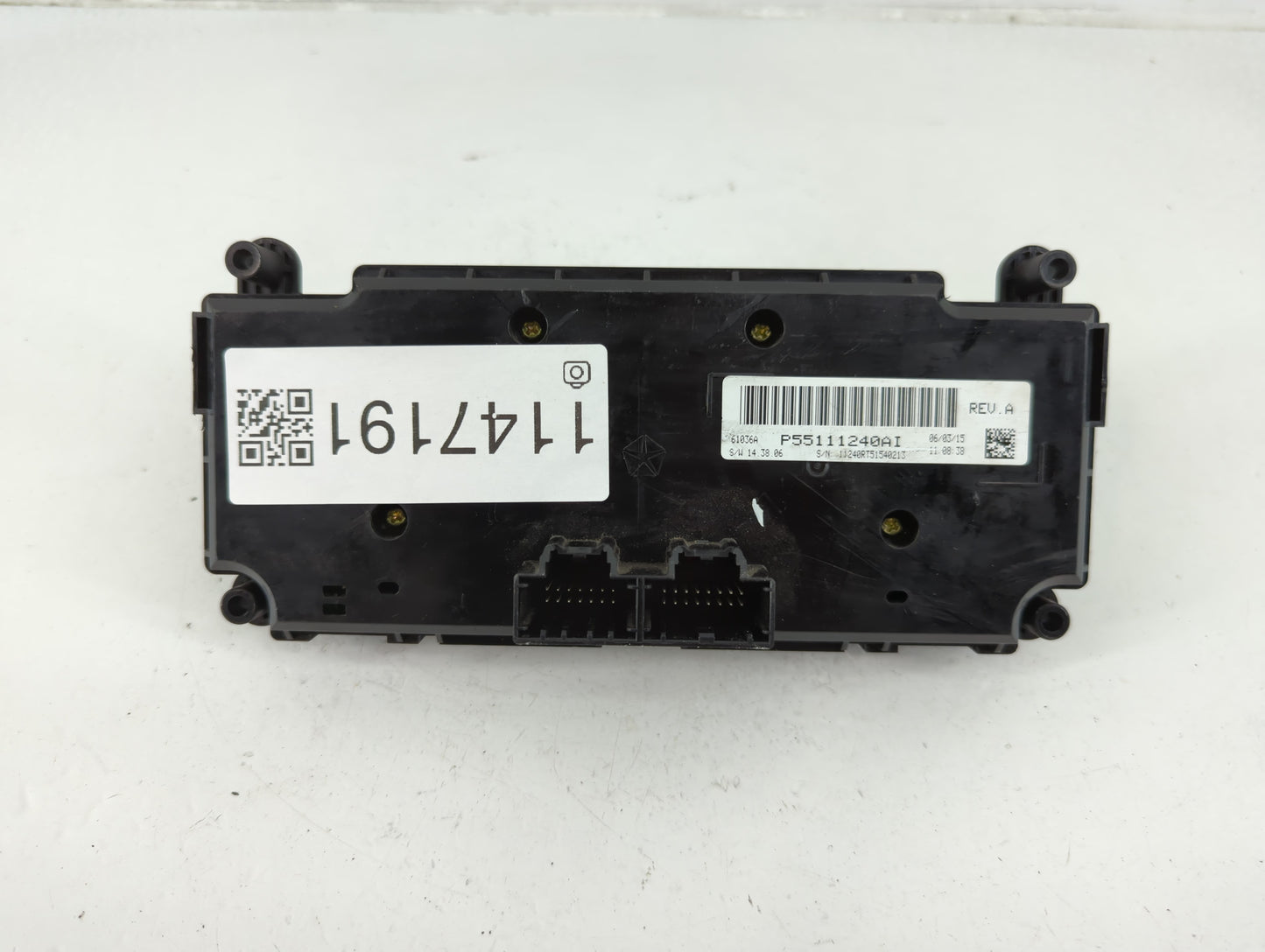 2016 Dodge Caravan Climate Control Module Temperature AC/Heater Replacement P/N:P55111240AI Fits OEM Used Auto Parts - Oemus