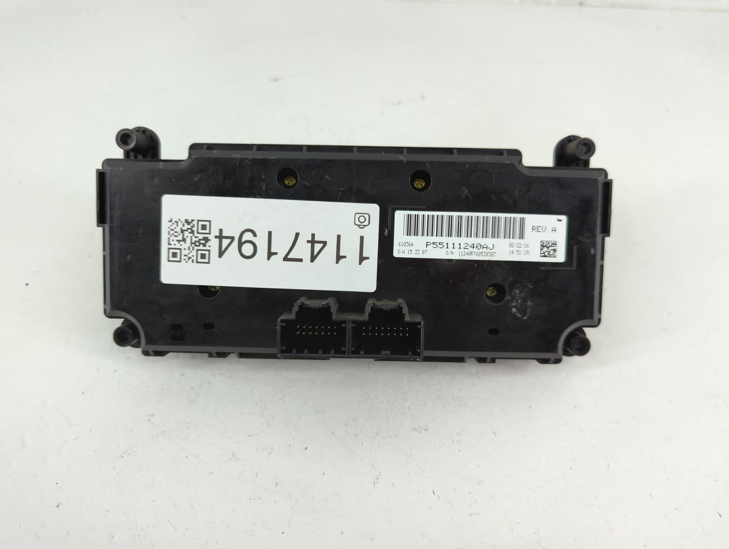 2016 Dodge Caravan Climate Control Module Temperature AC/Heater Replacement P/N:P55111240AJ Fits OEM Used Auto Parts - Oemus