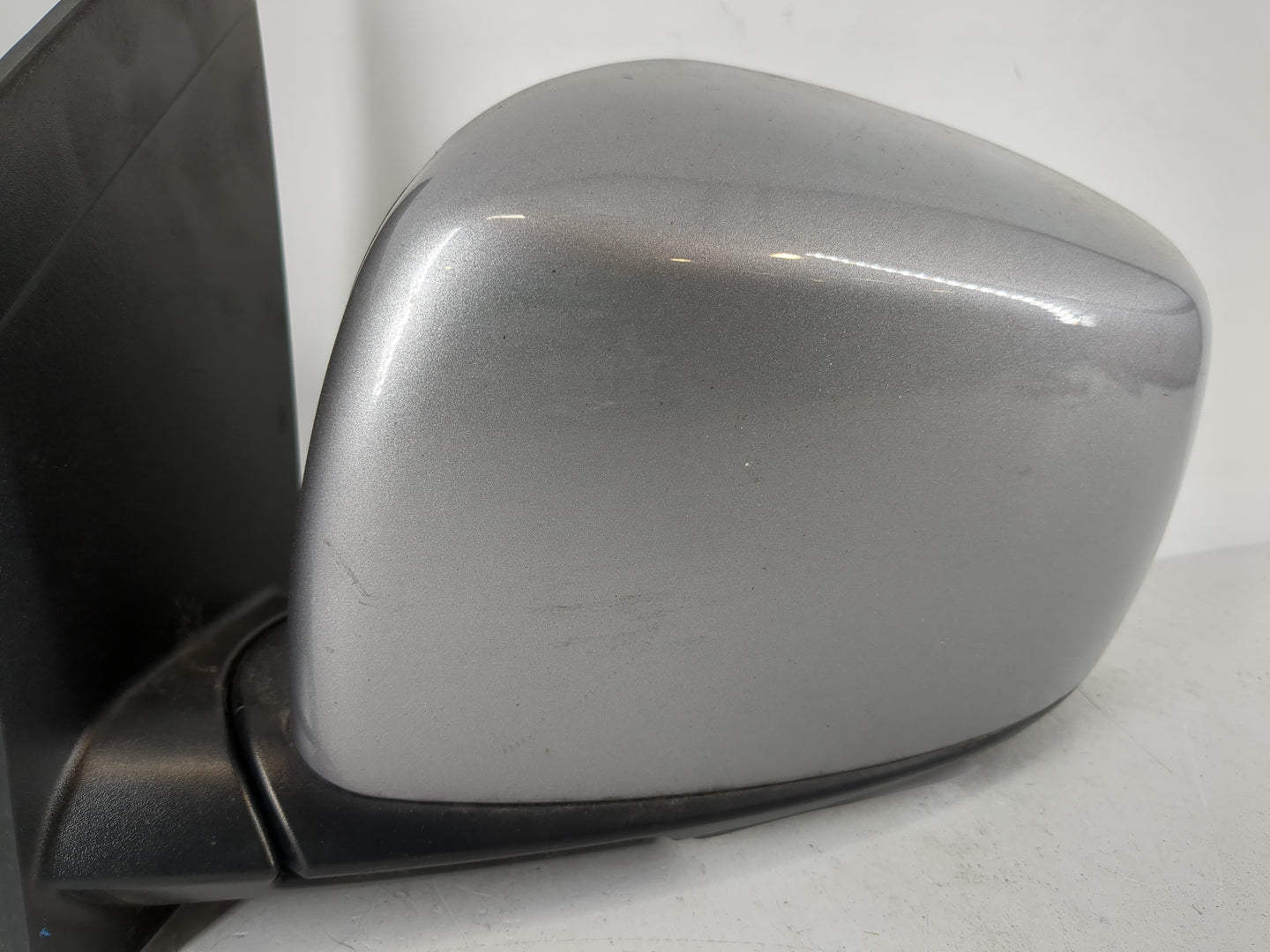 2016 Dodge Caravan Sun Visor Shade Replacement Driver Left Mirror Fits OEM Used Auto Parts - Oemusedautoparts1.com