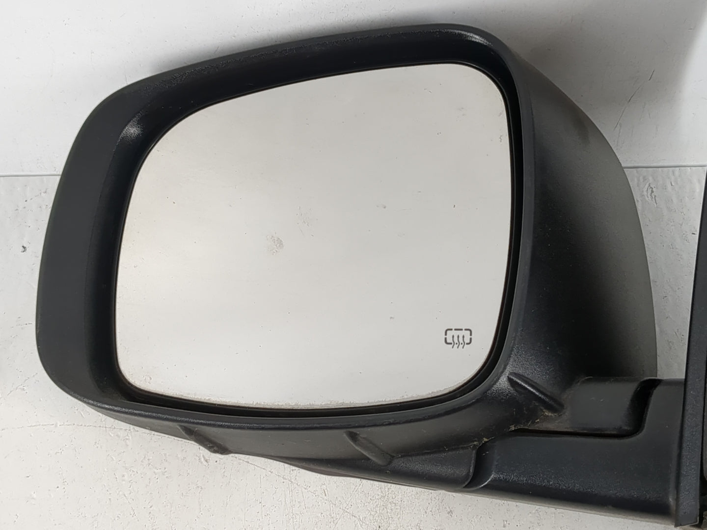 2016 Dodge Caravan Sun Visor Shade Replacement Driver Left Mirror Fits OEM Used Auto Parts - Oemusedautoparts1.com