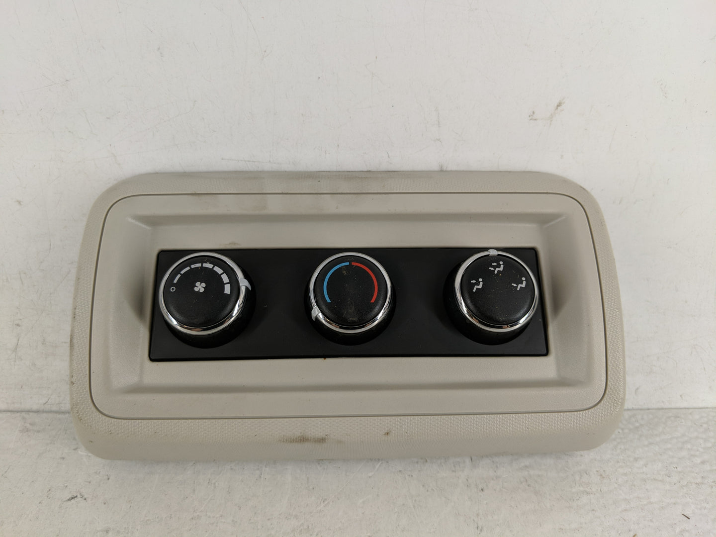 2016 Dodge Caravan Climate Control Module Temperature AC/Heater Replacement P/N:55111312AC Fits OEM Used Auto Parts - Oemuse