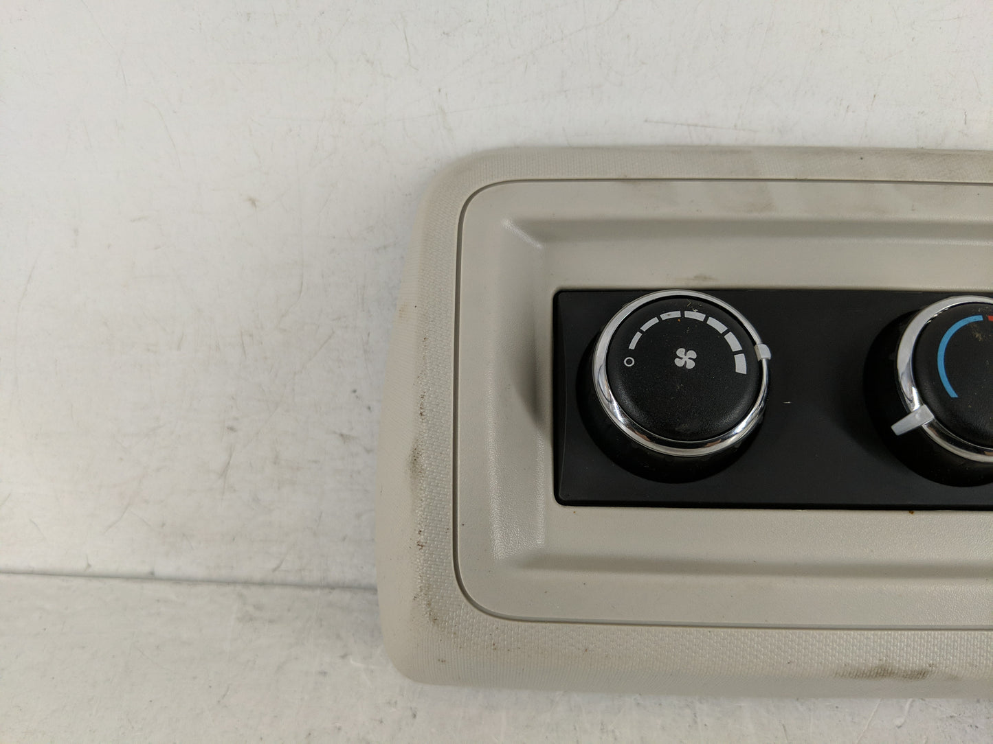 2016 Dodge Caravan Climate Control Module Temperature AC/Heater Replacement P/N:55111312AC Fits OEM Used Auto Parts - Oemuse