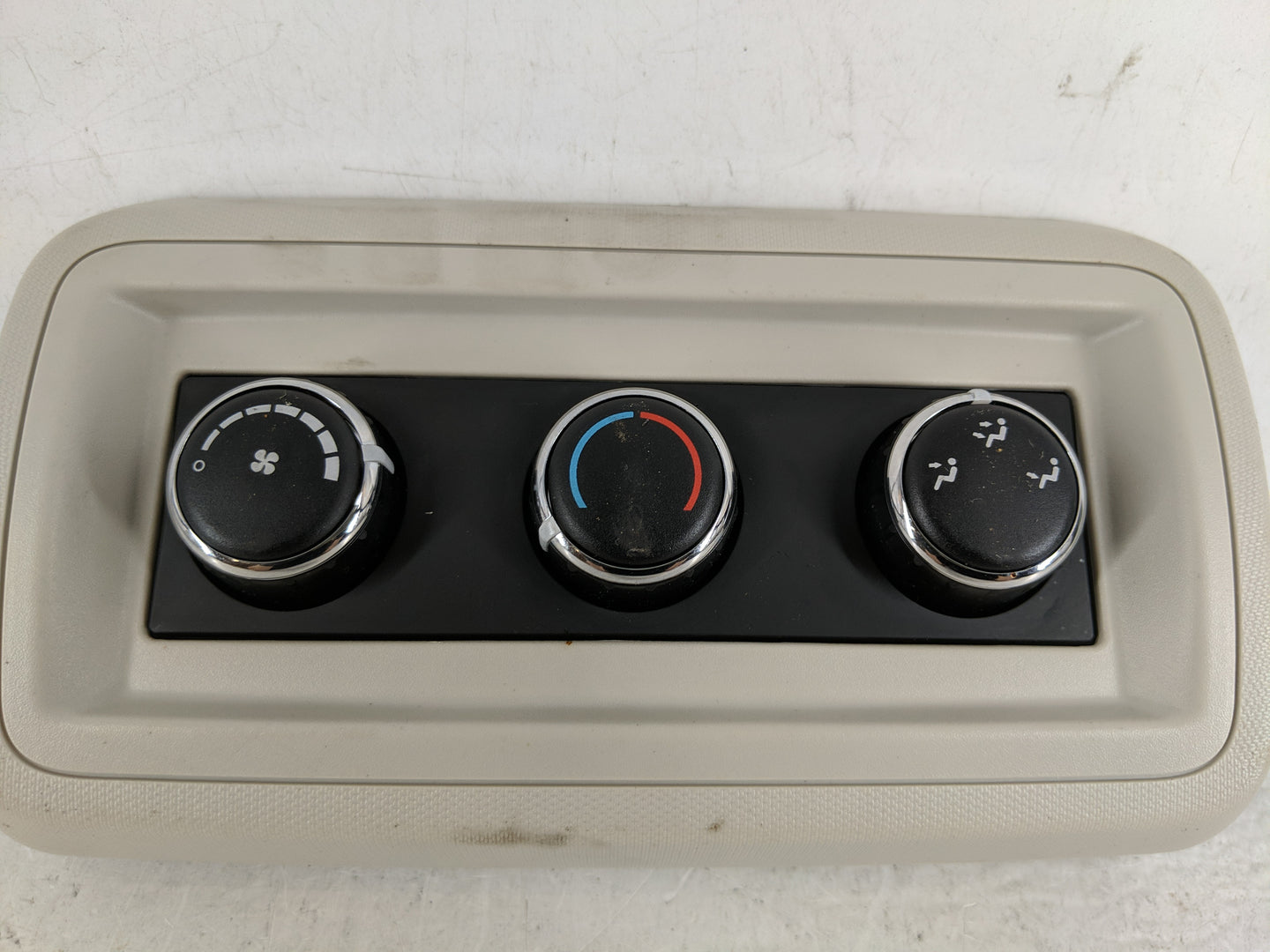 2016 Dodge Caravan Climate Control Module Temperature AC/Heater Replacement P/N:55111312AC Fits OEM Used Auto Parts - Oemuse