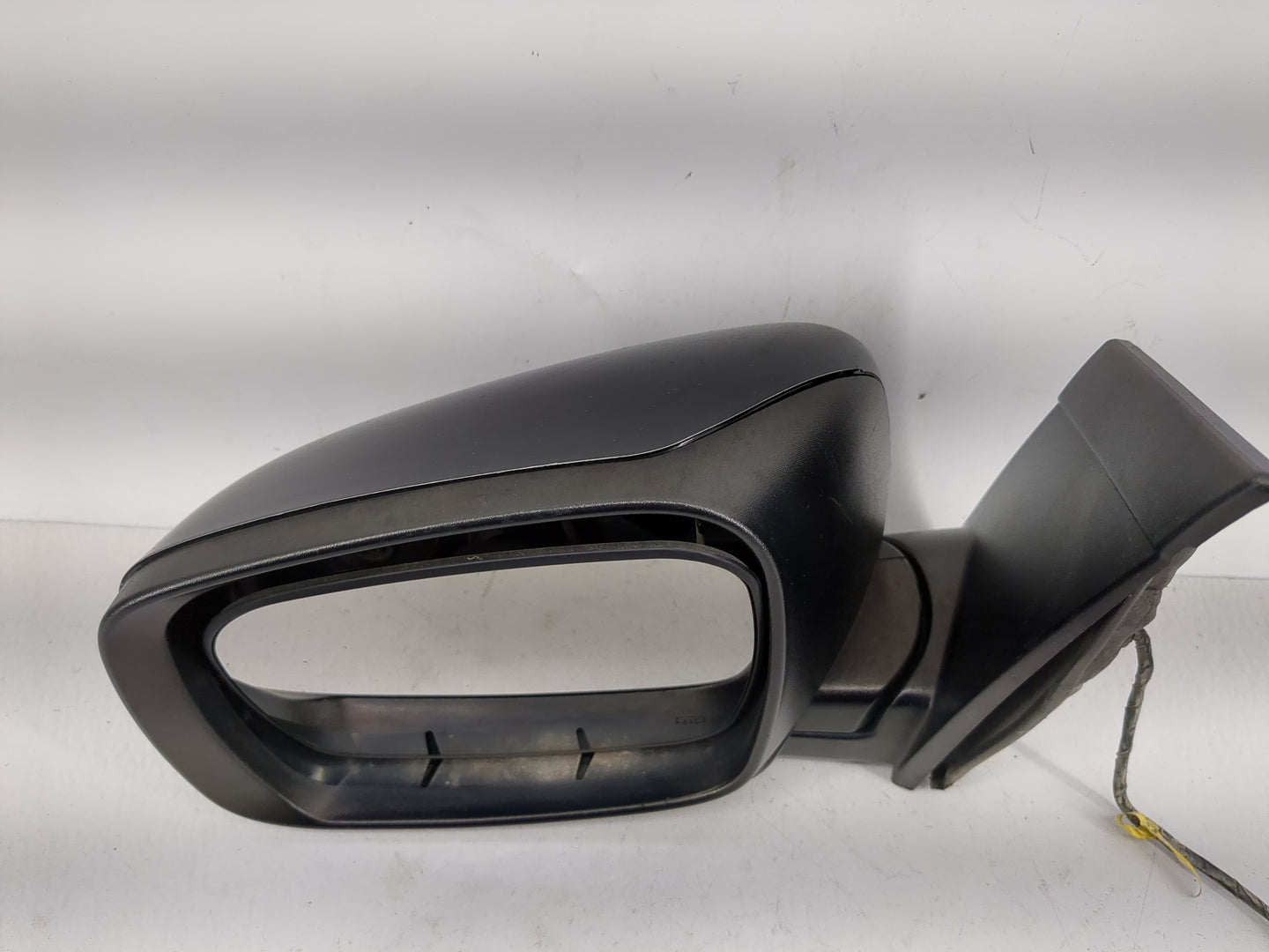 2016 Dodge Caravan Side Mirror Replacement Driver Left View Door Mirror P/N:1AB731XRAJ Fits OEM Used Auto Parts - Oemusedaut