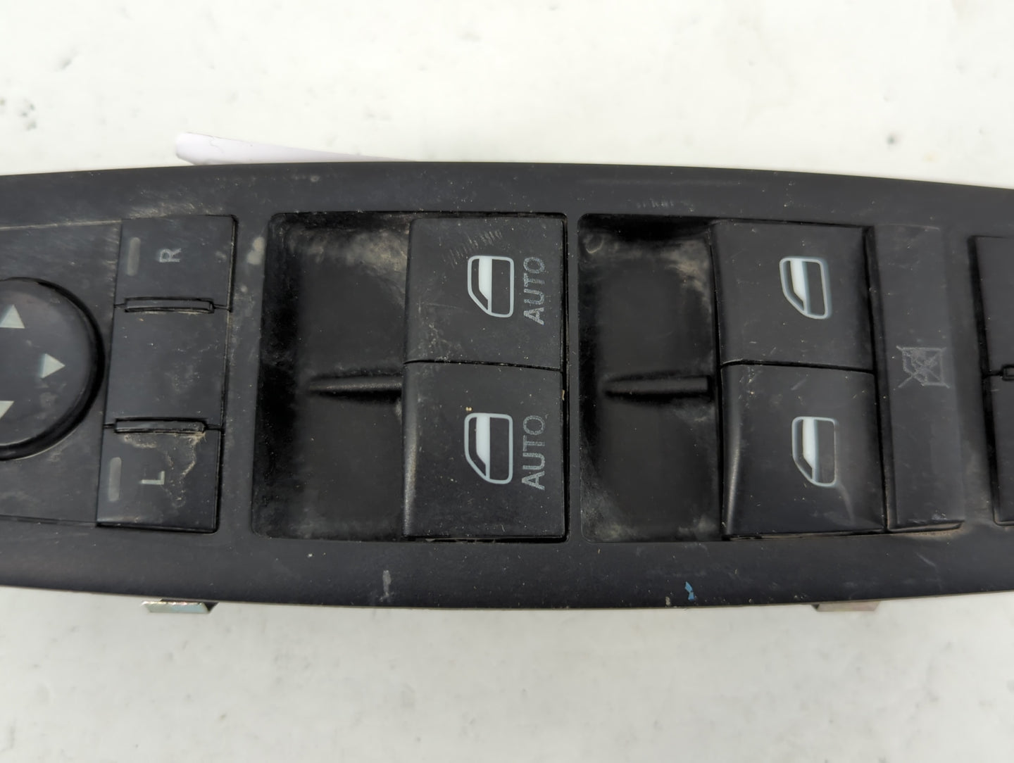 2016 Dodge Caravan Master Power Window Switch Replacement Driver Side Left P/N:10 0914 31 68110871AA Fits OEM Used Auto Part