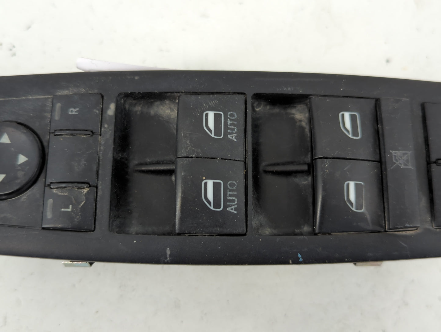 2016 Dodge Caravan Master Power Window Switch Replacement Driver Side Left P/N:10 0914 31 68110871AA Fits OEM Used Auto Part