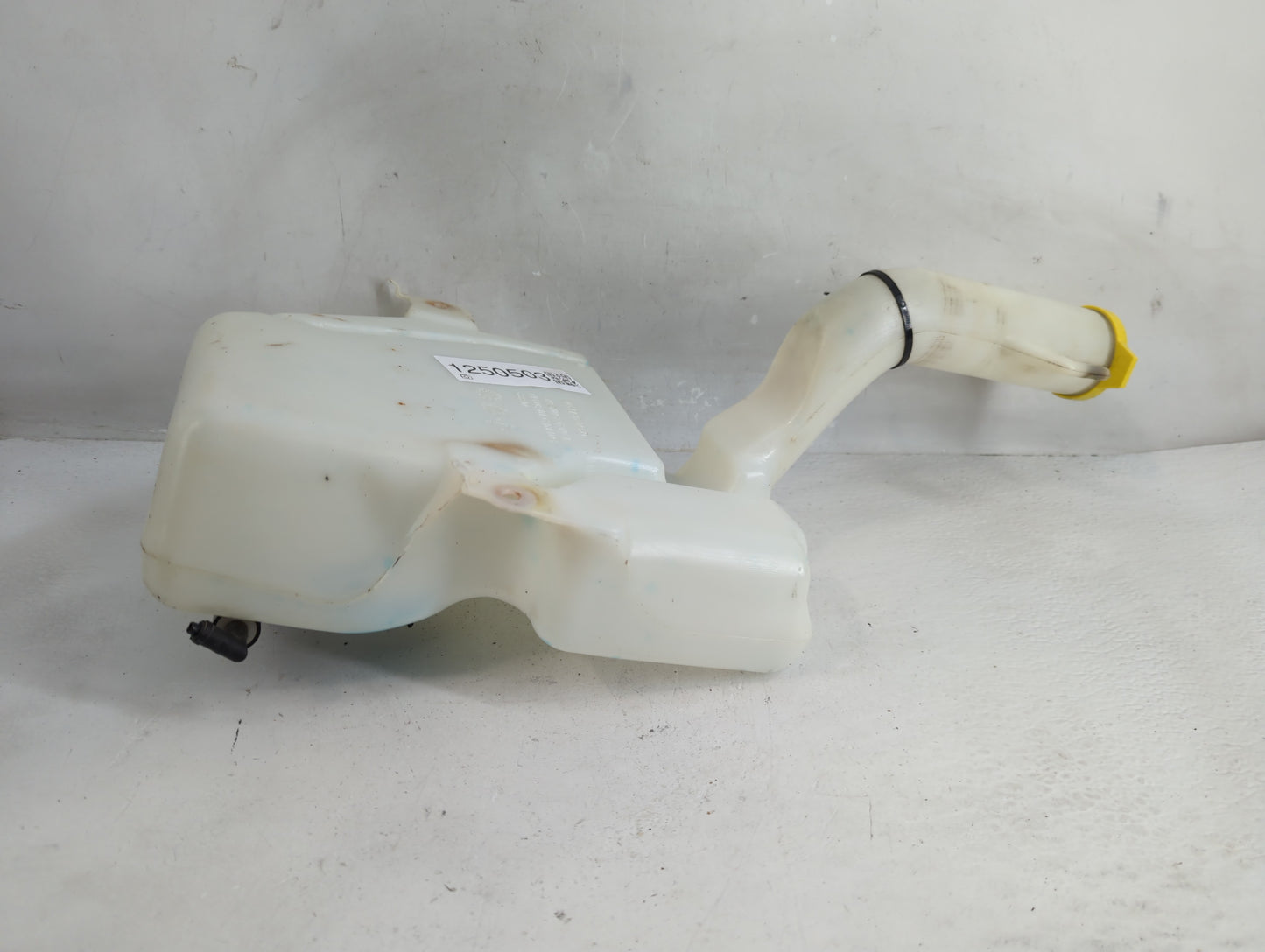 Dodge Caravan Windshield Washer Fluid Reservoir Bottle Oem - Oemusedautoparts1.com