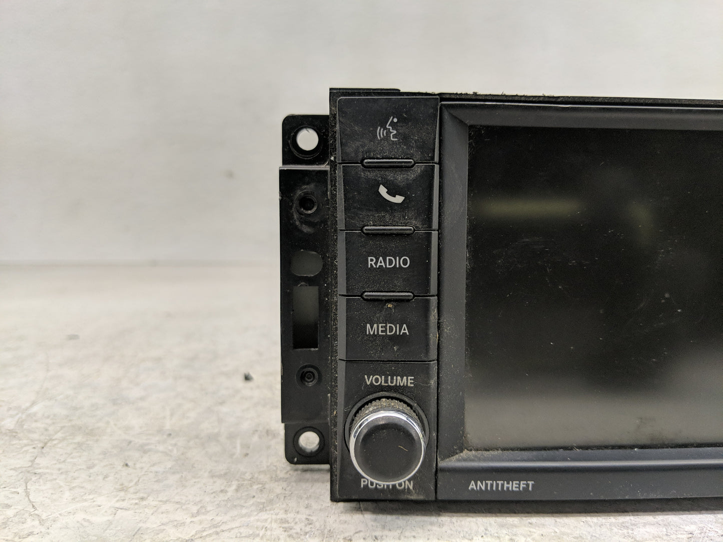 2016 Dodge Caravan Radio AM FM Cd Player Receiver Replacement P/N:68282485AA Fits Fits 2012 2013 2014 2015 2017 2018 2019 20