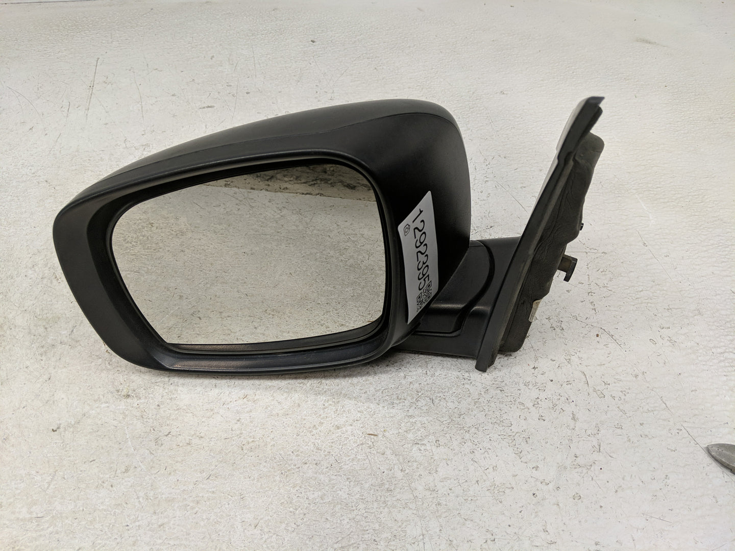 2016 Dodge Caravan Driver Side View Mirror - Left Door Mirror OEM Used - Oemusedautoparts1.com