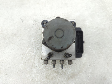 2016 Dodge Caravan ABS Pump Control Module Replacement P/N:P68183803AC Fits Fits 2015 2017 2018 2019 2020 OEM Used Auto Parts