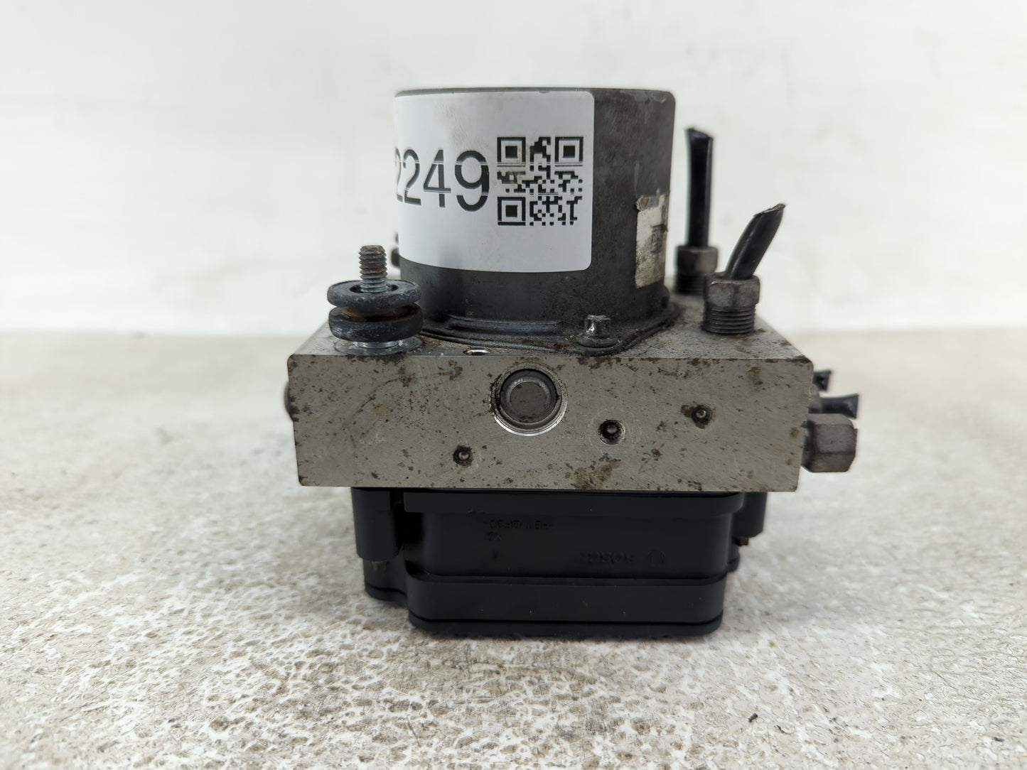 2016 Dodge Caravan ABS Pump Control Module Replacement P/N:P68183803AC Fits Fits 2015 2017 2018 2019 2020 OEM Used Auto Part