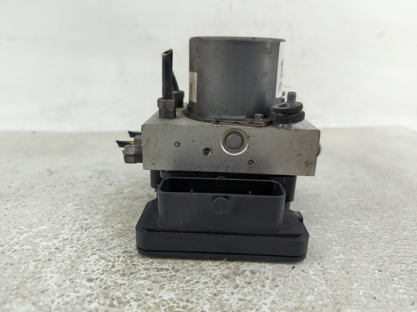 2016 Dodge Caravan ABS Pump Control Module Replacement P/N:P68183803AC Fits Fits 2015 2017 2018 2019 2020 OEM Used Auto Part