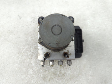 2016 Dodge Caravan ABS Pump Control Module Replacement P/N:P68183803AC Fits Fits 2015 2017 2018 2019 2020 OEM Used Auto Parts