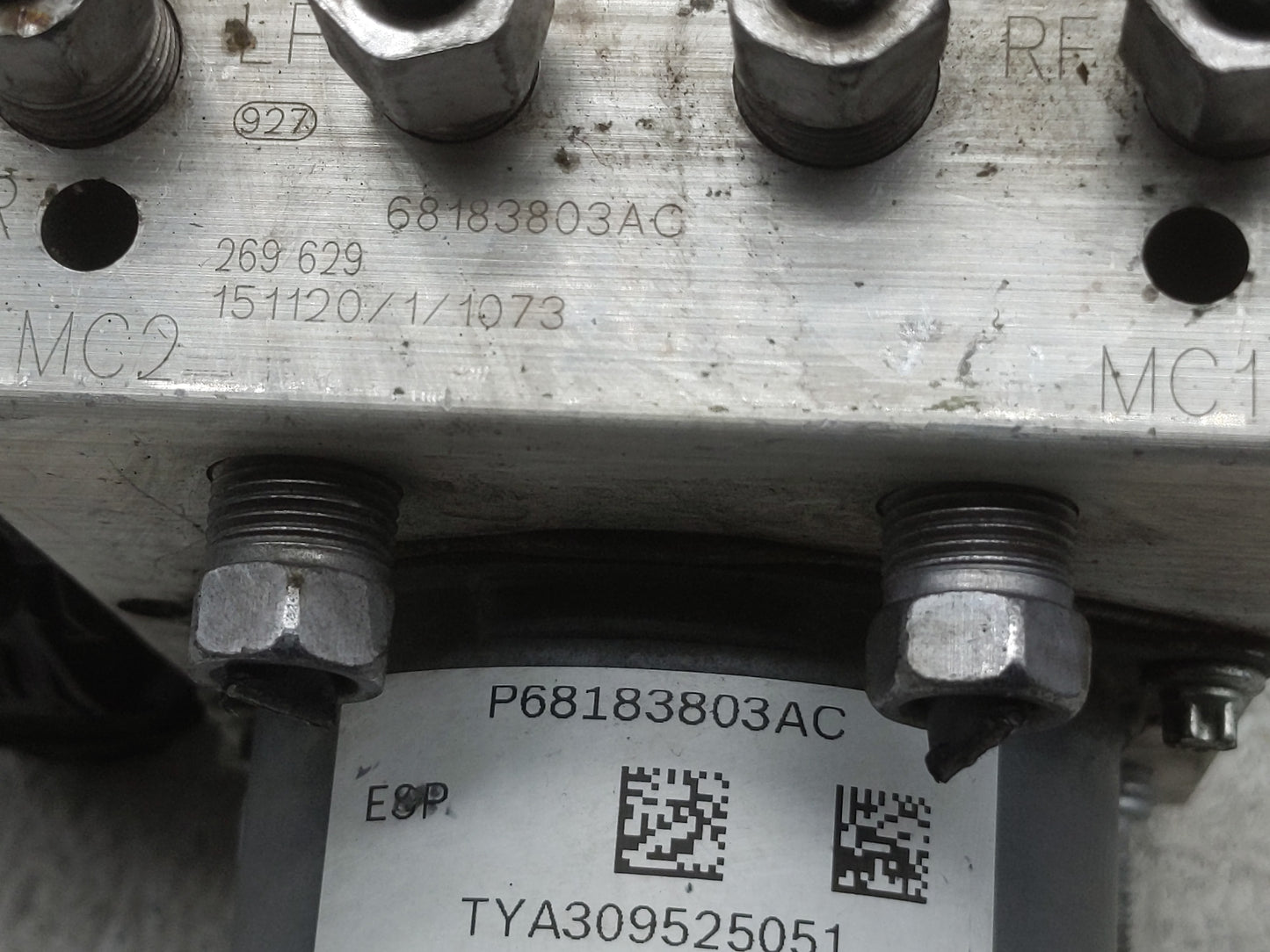 2016 Dodge Caravan ABS Pump Control Module Replacement P/N:68183803AC Fits Fits 2015 2017 2018 2019 2020 OEM Used Auto Parts