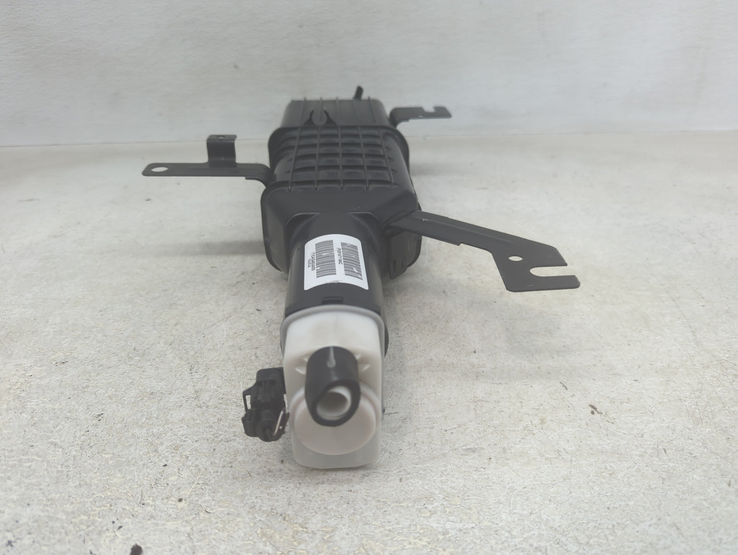 2016 Dodge Caravan Fuel Vapor Charcoal Canister 1393162 - Oemusedautoparts1.com
