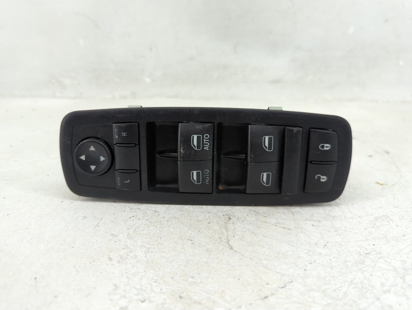 2016 Dodge Caravan Master Power Window Switch Replacement Driver Side Left P/N:10136342 Fits OEM Used Auto Parts - Oemusedau