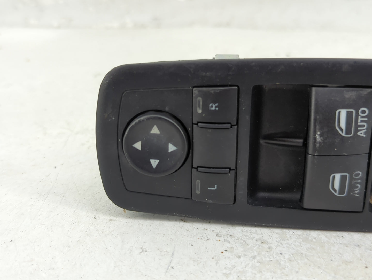 2016 Dodge Caravan Master Power Window Switch Replacement Driver Side Left P/N:10136342 Fits OEM Used Auto Parts - Oemusedau