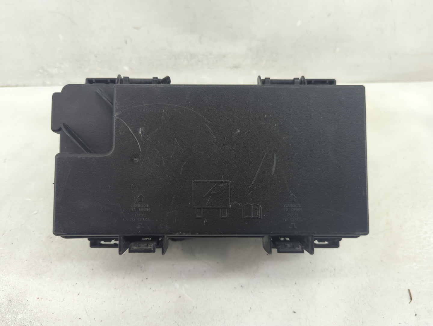 Dodge Caravan Fusebox Fuse Box Relay Module Tipm R62337-001 1415360 - Oemusedautoparts1.com