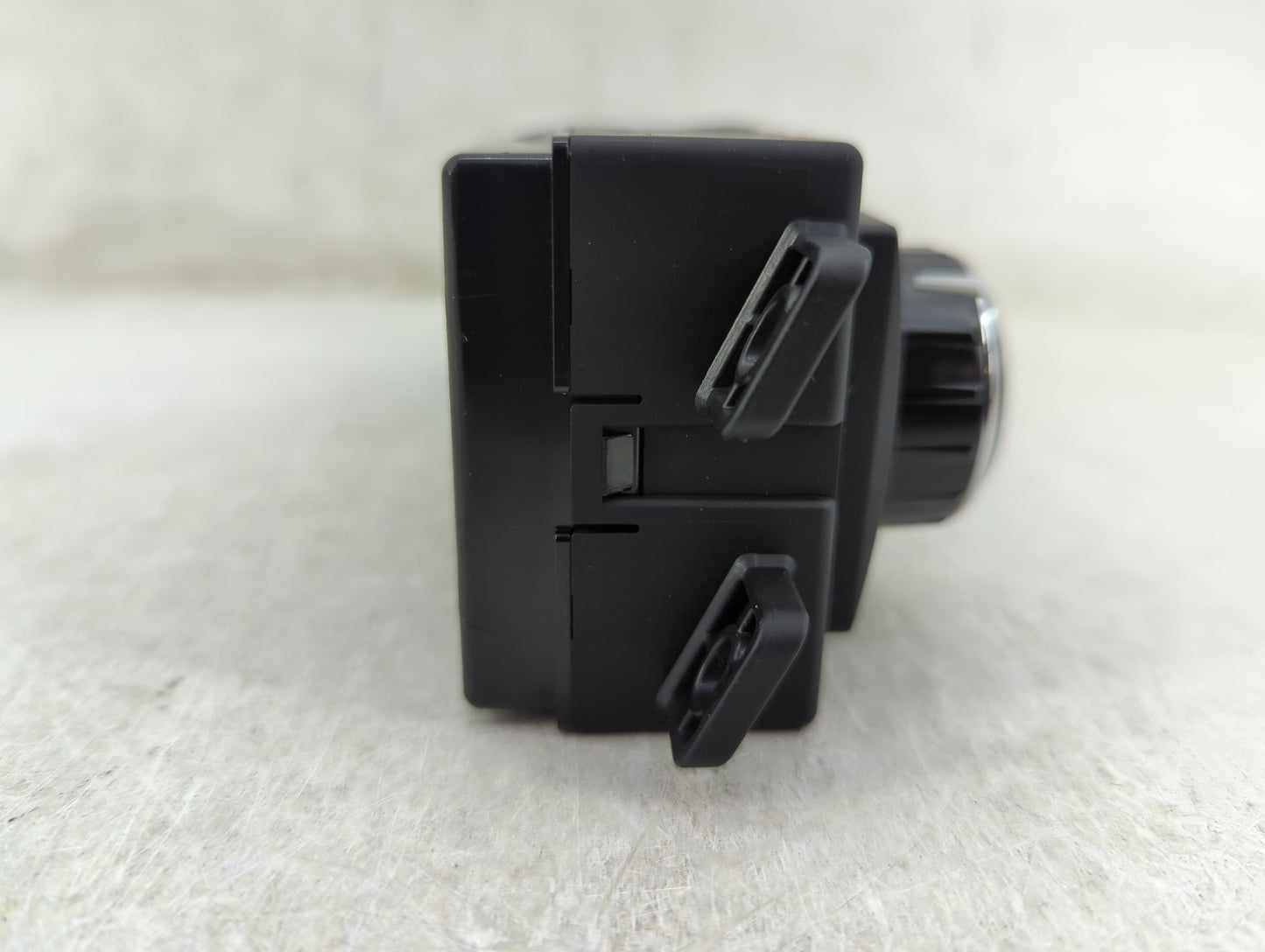 2016 Dodge Caravan Climate Control Module Temperature AC/Heater Replacement P/N:55111312AC Fits OEM Used Auto Parts - Oemuse