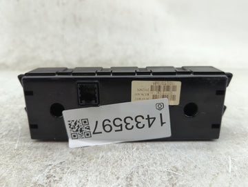 2016 Dodge Caravan Climate Control Module Temperature AC/Heater Replacement P/N:55111312AC JC49 MTC Fits OEM Used Auto Parts