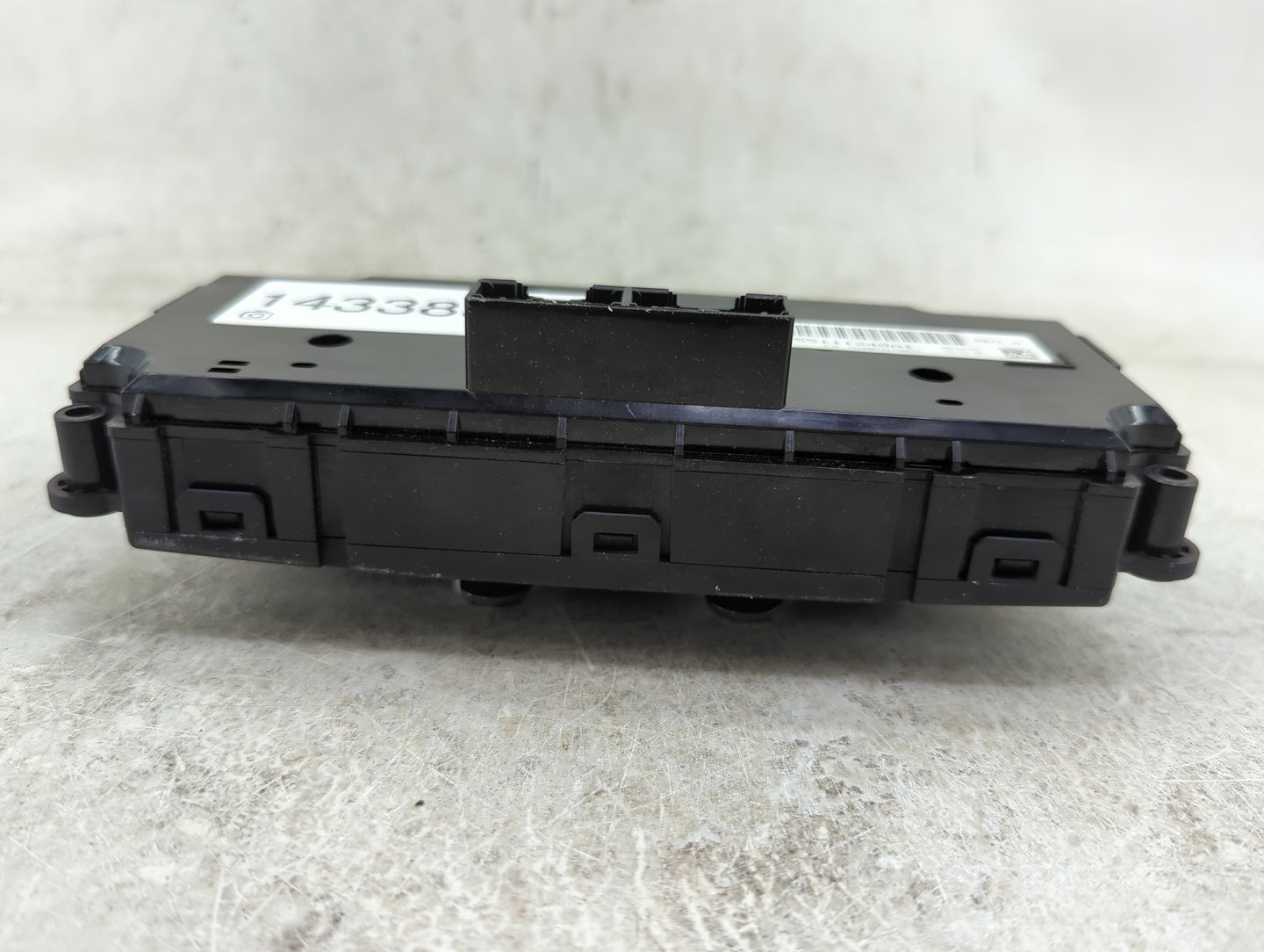 2016 Dodge Caravan Climate Control Module Temperature AC/Heater Replacement P/N:P55111240AI Fits OEM Used Auto Parts - Oemus