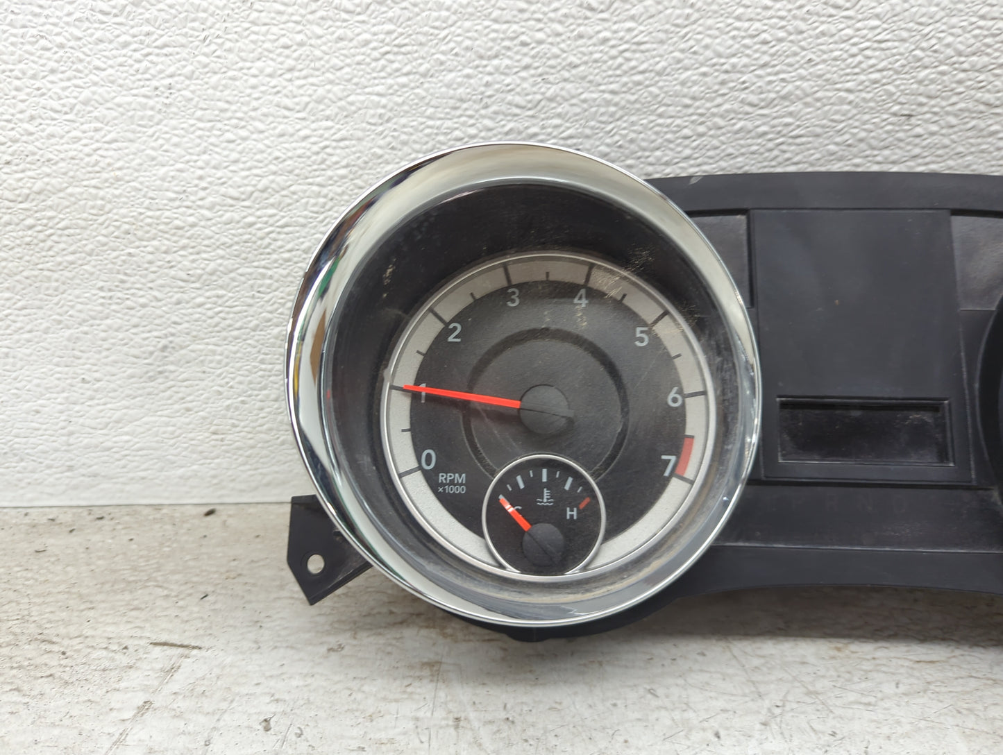2016 Dodge Caravan Instrument Cluster Speedometer Gauges P/N:P68241685AA A2C30085711 Miles: Fits Fits 2015 2017 2018 OEM Use