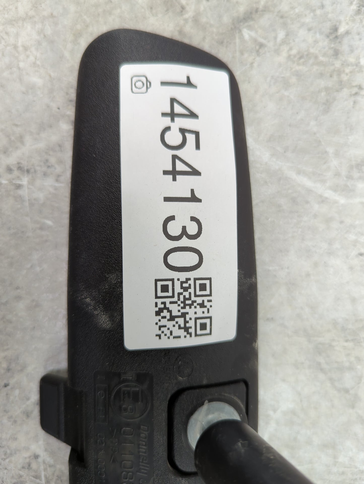 2016 Dodge Caravan Interior Rear View Mirror Replacement OEM P/N:011083 Fits OEM Used Auto Parts - Oemusedautoparts1.com