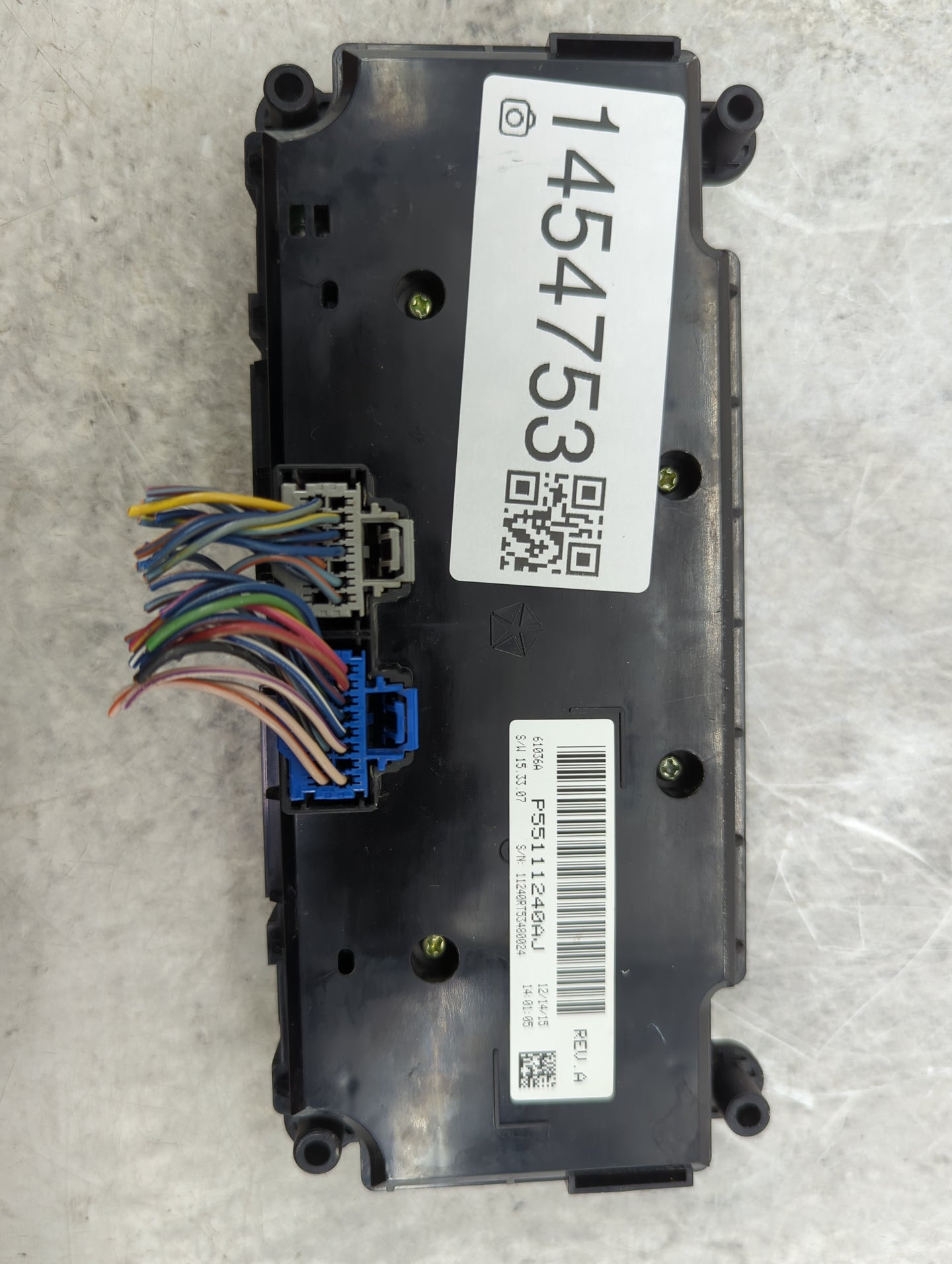 2016 Dodge Caravan Ac Heater Climate Control P55111240aj - Oemusedautoparts1.com