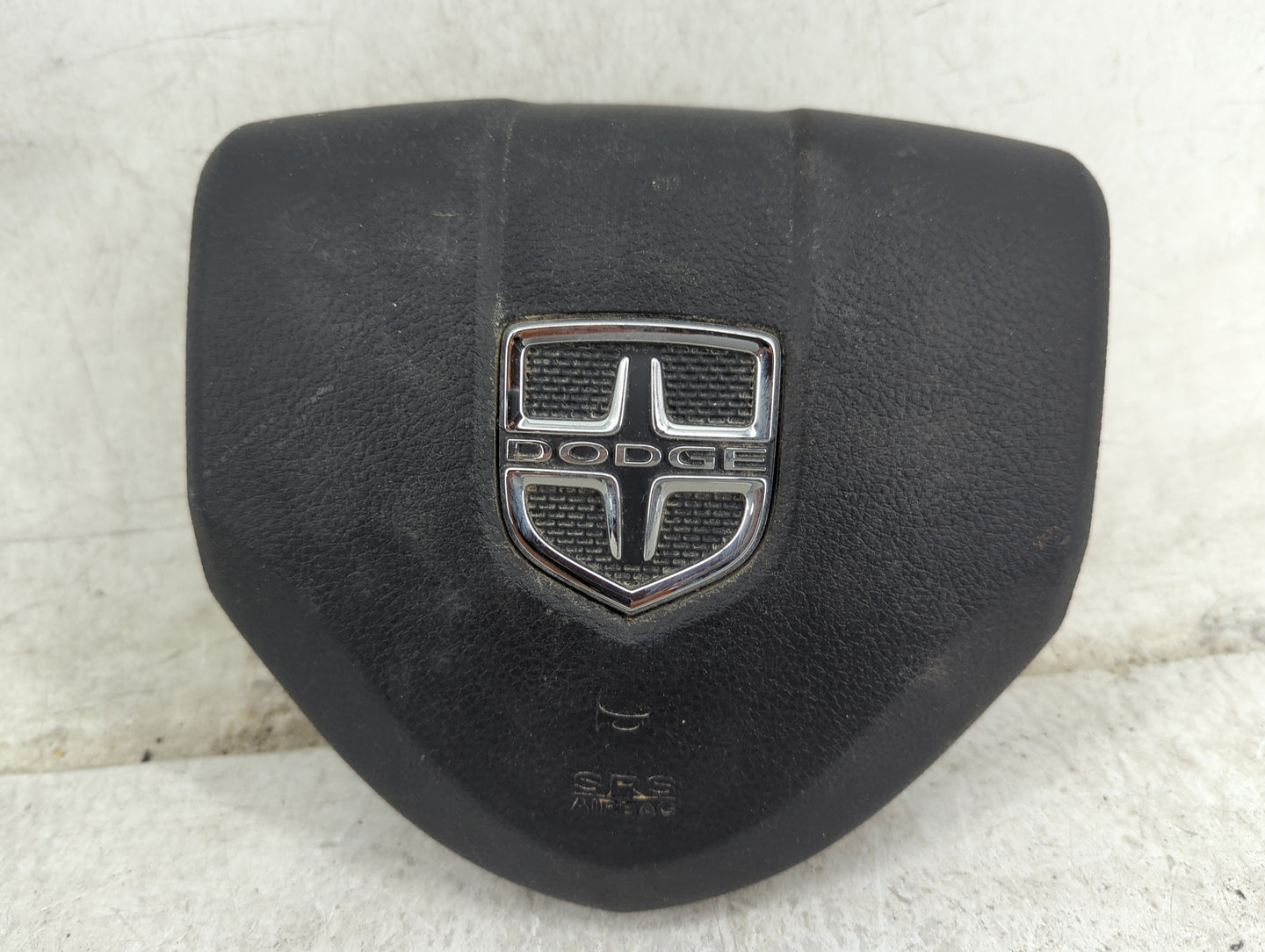 2016 Dodge Caravan Air Bag Driver Left Steering Wheel Mounted Black - Oemusedautoparts1.com