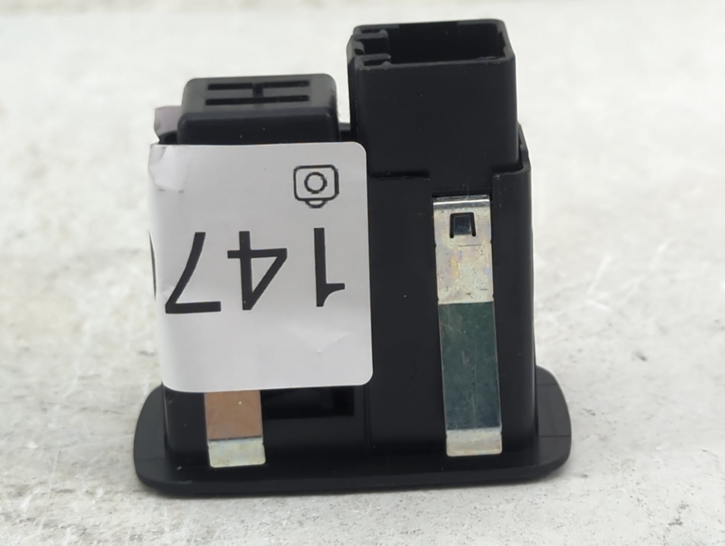 2016 Dodge Caravan Master Power Window Switch Replacement Driver Side Left P/N:68110874AC Fits OEM Used Auto Parts - Oemused
