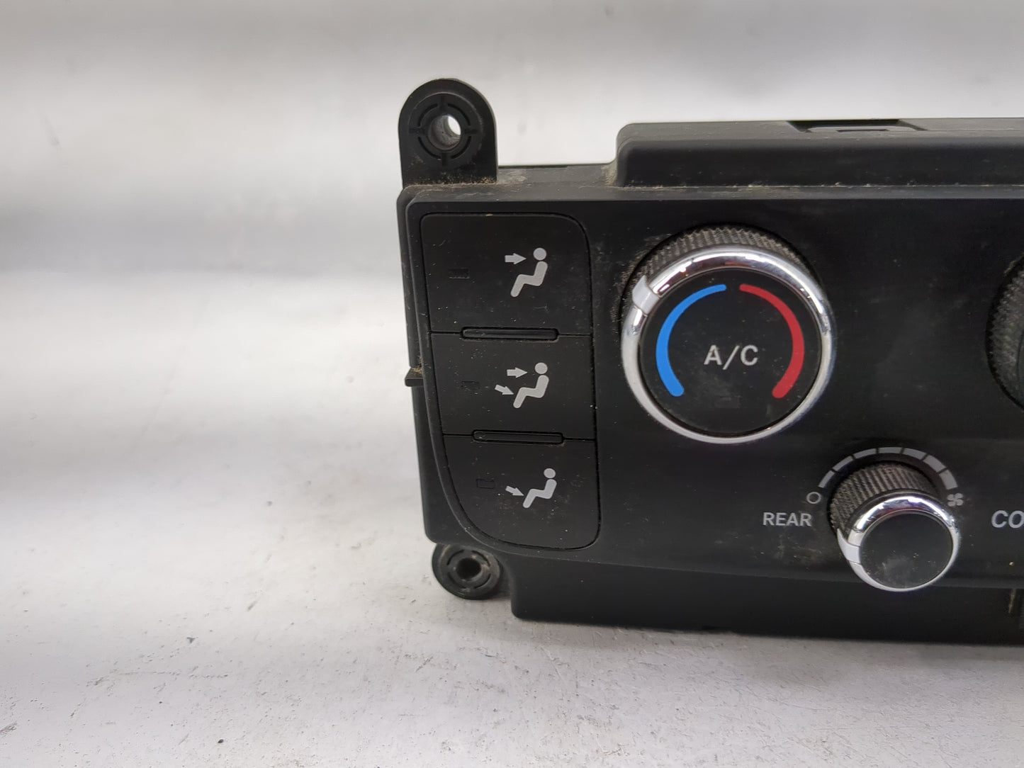 2016 Dodge Caravan Climate Control Module Temperature AC/Heater Replacement P/N:P55111240AJ Fits OEM Used Auto Parts - Oemus