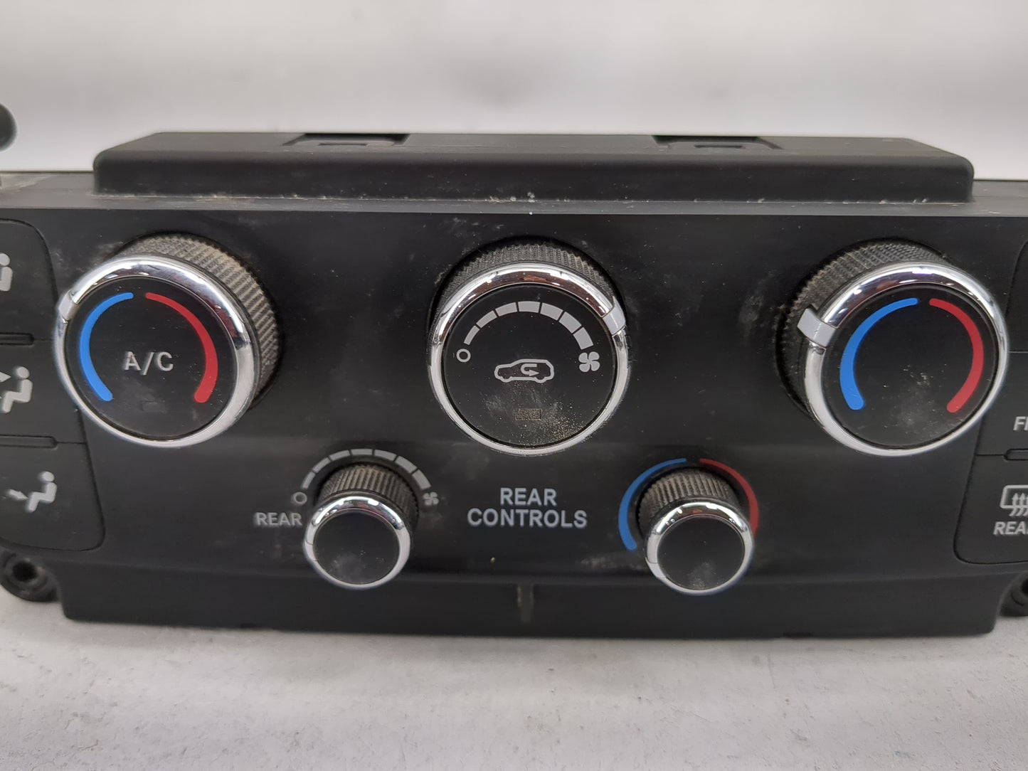 2016 Dodge Caravan Climate Control Module Temperature AC/Heater Replacement P/N:P55111240AJ Fits OEM Used Auto Parts - Oemus