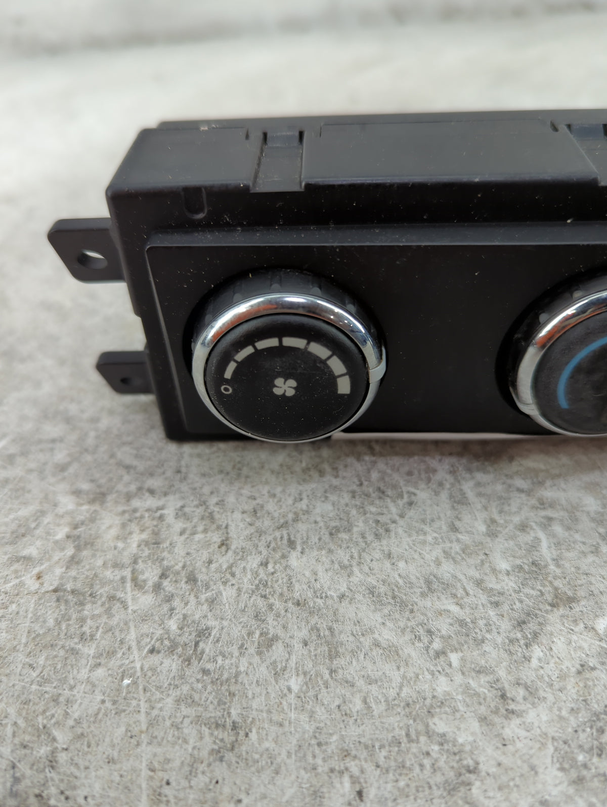 2016 Dodge Caravan Climate Control Module Temperature AC/Heater Replacement P/N:55111312AC 1511100144726 Fits OEM Used Auto 