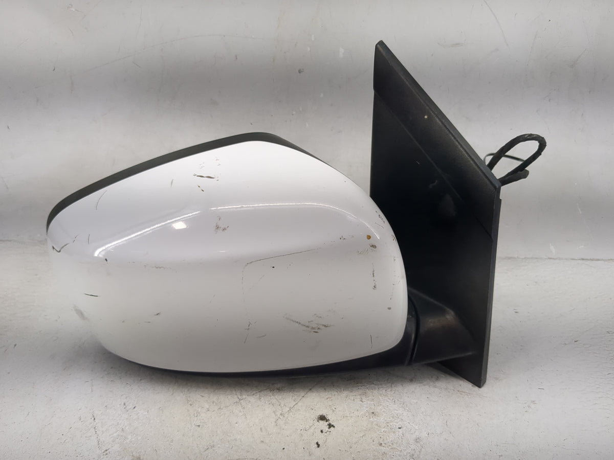 2016 Dodge Caravan Passenger Side View Mirror - Right Door Mirror OEM Used - Oemusedautoparts1.com