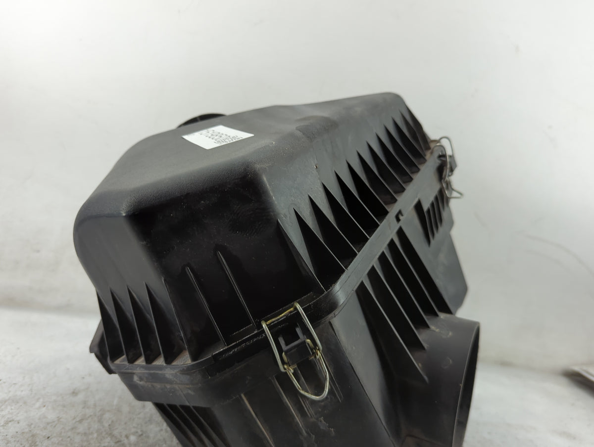 2016 Dodge Caravan Air Cleaner Intake-duct Hose Tube - Oemusedautoparts1.com