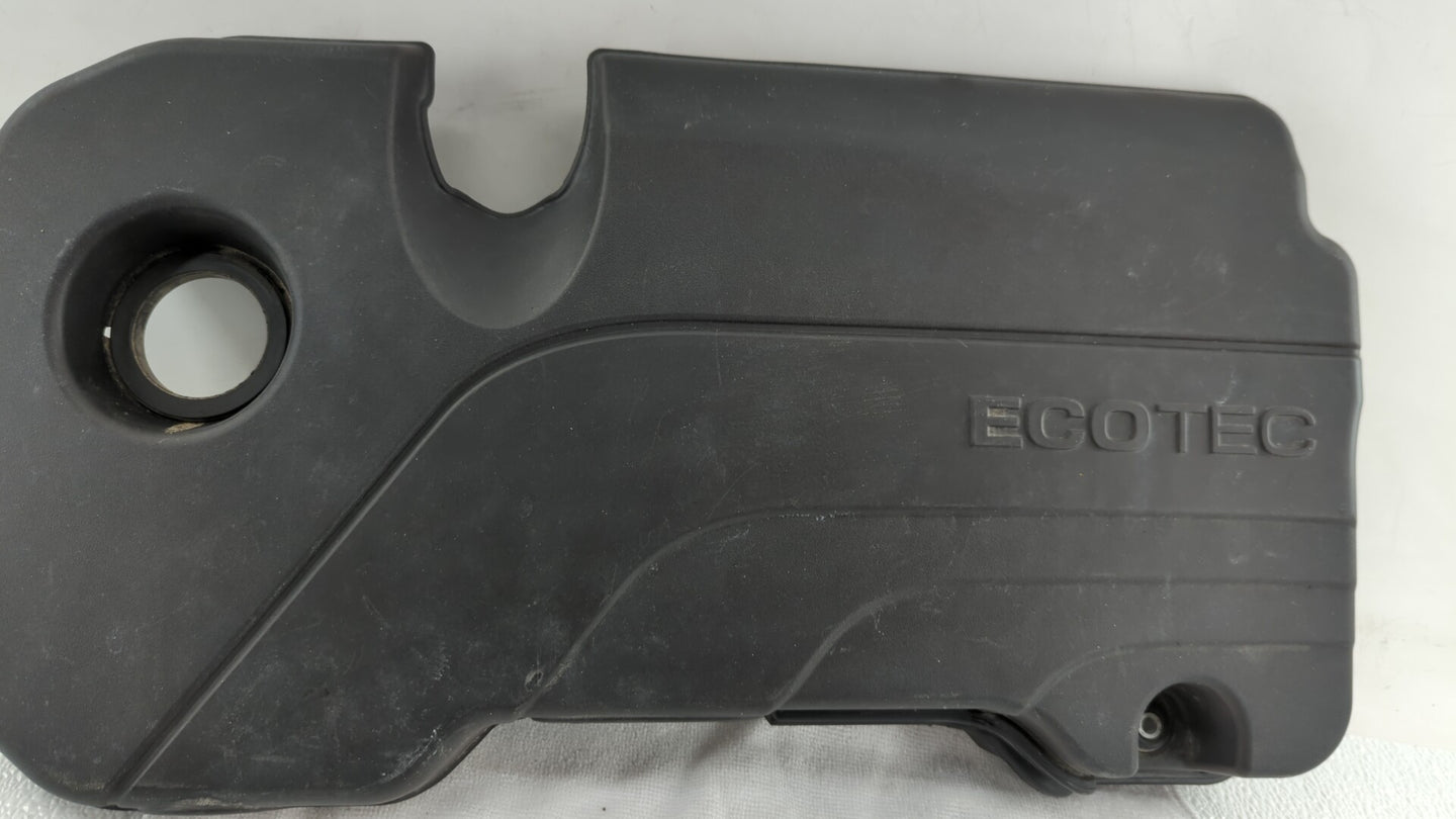 2016 Dodge Caravan Engine Cover - Oemusedautoparts1.com