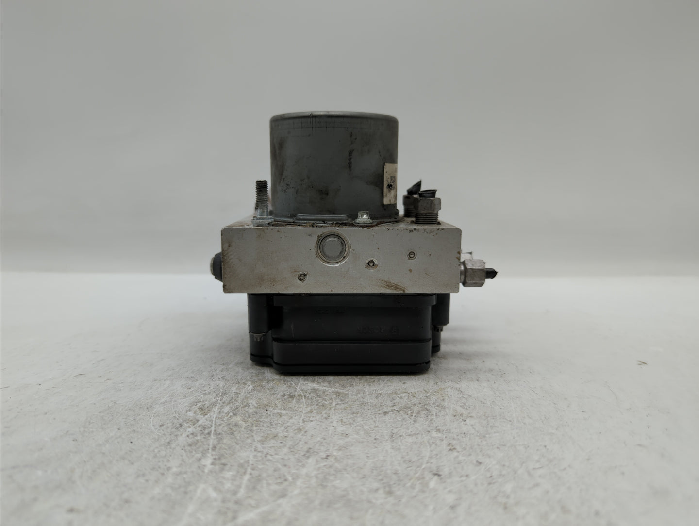 2016 Dodge Caravan ABS Pump Control Module Replacement P/N:68183803AC P68183803AC, 68443867AA Fits Fits 2015 2017 2018 OEM U