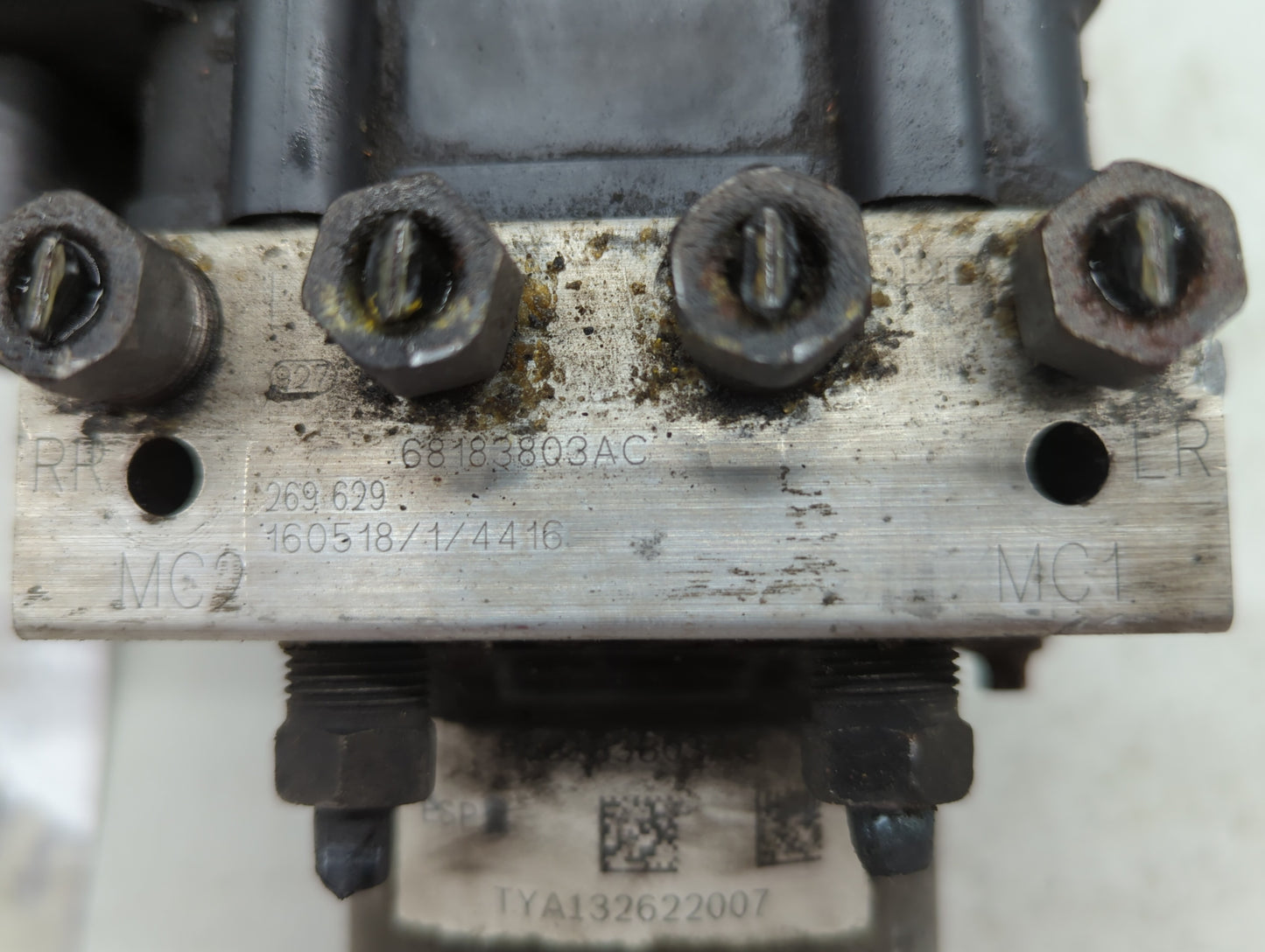 2016 Dodge Caravan ABS Pump Control Module Replacement P/N:68183803AC P68183803AC, 68443867AA Fits Fits 2015 2017 2018 OEM U