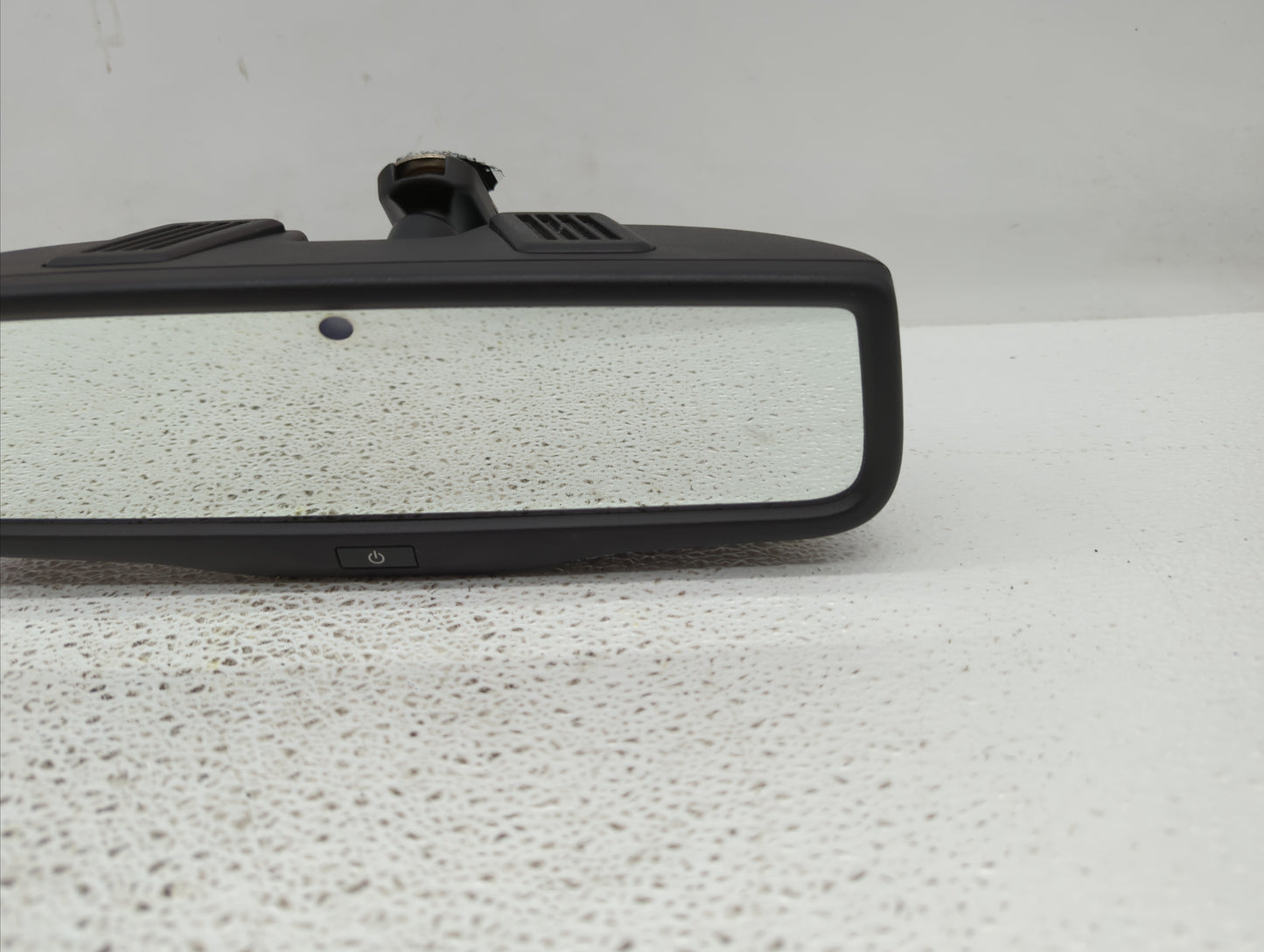2016 Dodge Caravan Interior Rear View Mirror Replacement OEM P/N:E11026545 E11026130 Fits Fits 2013 2014 2015 2017 OEM Used 
