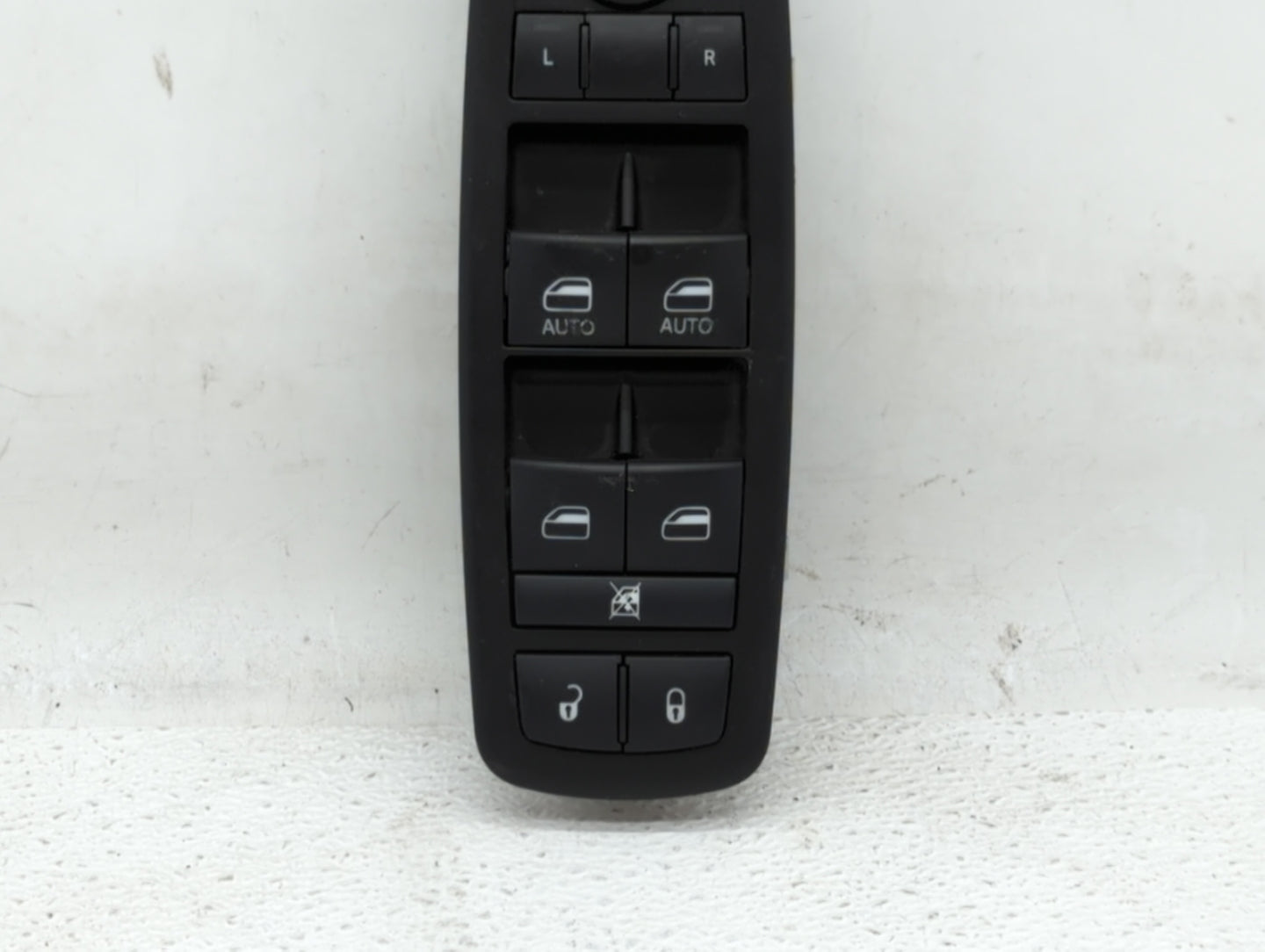 2016 Dodge Caravan Climate Control Module Temperature AC/Heater Replacement P/N:F1ET-19980-LG F1ET-18C612-CJ, F1ET-19980-LJ 