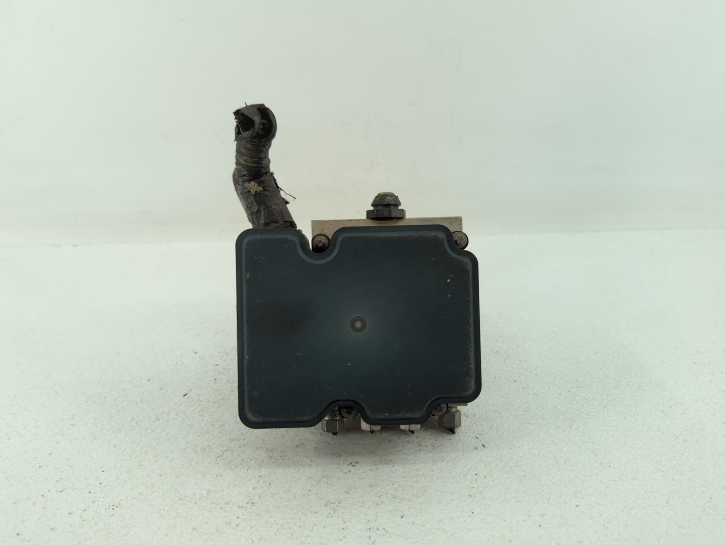 2016 Dodge Caravan ABS Pump Control Module Replacement P/N:P68443867AA 68183803AC Fits Fits 2015 2017 2018 2019 2020 OEM Use