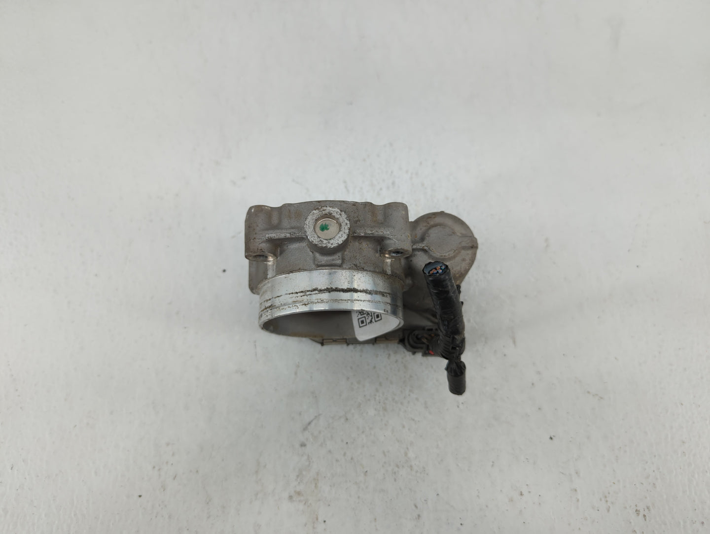 2016 Dodge Caravan Throttle Body P/N:05184349AC Fits Fits 2011 2012 2013 2014 2015 2017 2018 2019 2020 2021 2022 OEM Used Au