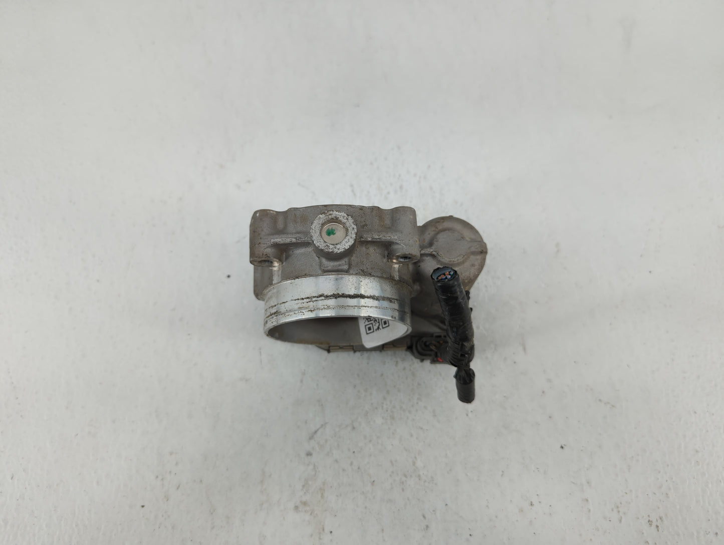 2016 Dodge Caravan Throttle Body P/N:05184349AC Fits Fits 2011 2012 2013 2014 2015 2017 2018 2019 2020 2021 2022 OEM Used Au