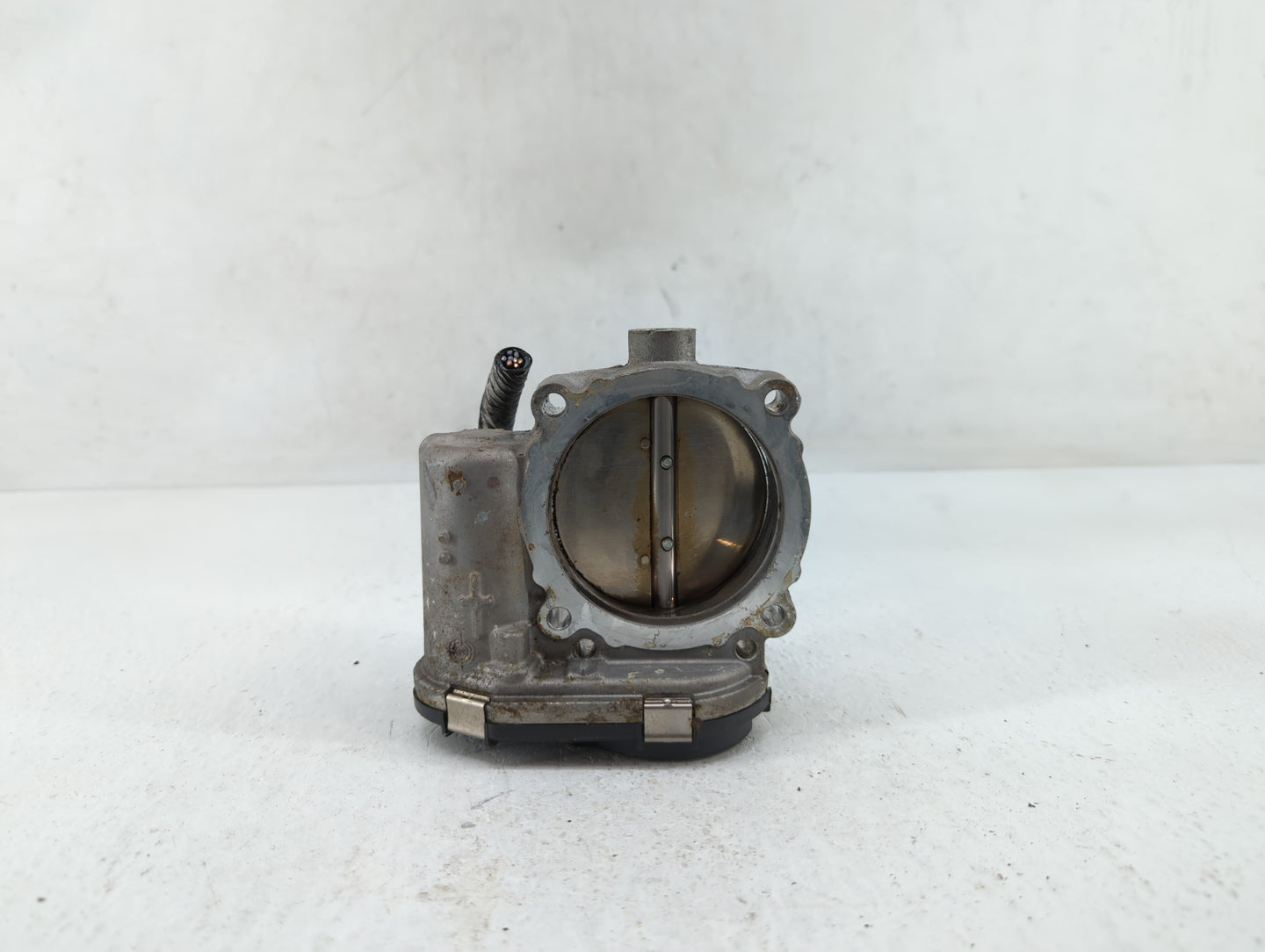 2016 Dodge Caravan Throttle Body P/N:05184349AC Fits Fits 2011 2012 2013 2014 2015 2017 2018 2019 2020 2021 2022 OEM Used Au