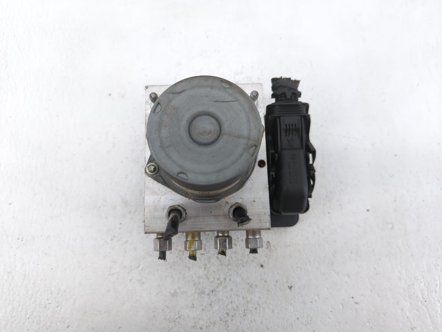 2016 Dodge Caravan Throttle Body P/N:P68183803AC Fits OEM Used Auto Parts - Oemusedautoparts1.com