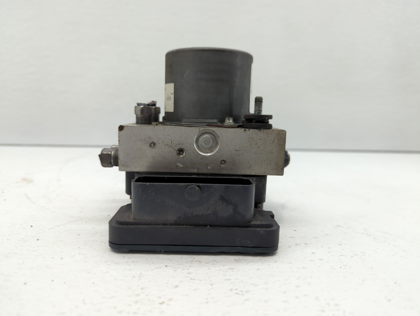 2016 Dodge Caravan ABS Pump Control Module Replacement P/N:P68183803AC Fits Fits 2014 OEM Used Auto Parts - Oemusedautoparts