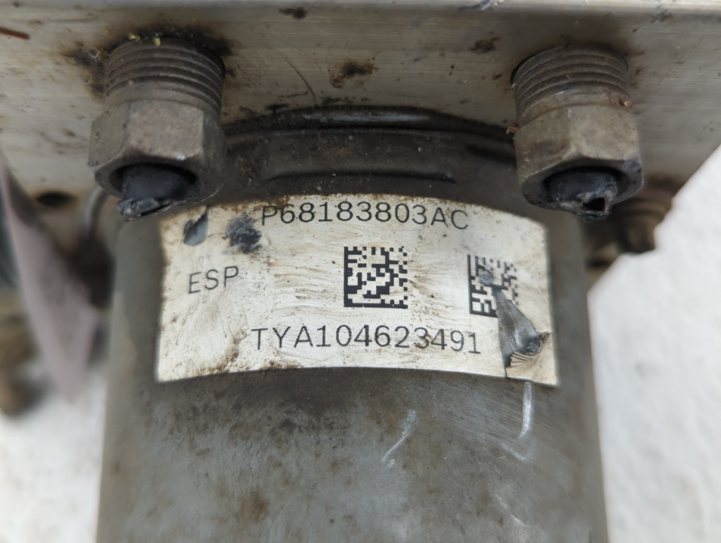 2016 Dodge Caravan ABS Pump Control Module Replacement P/N:P68443867AA Fits Fits 2015 2017 2018 2019 2020 OEM Used Auto Part