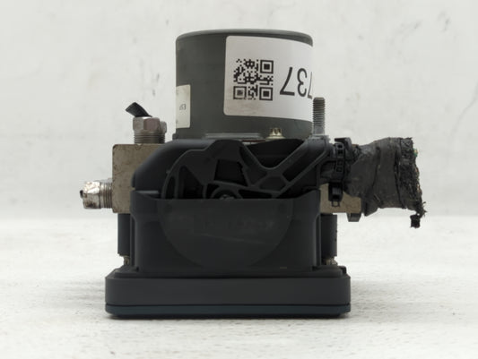 2016 Dodge Caravan ABS Pump Control Module Replacement P/N:68183803AC Fits Fits 2015 2017 2018 2019 2020 OEM Used Auto Parts