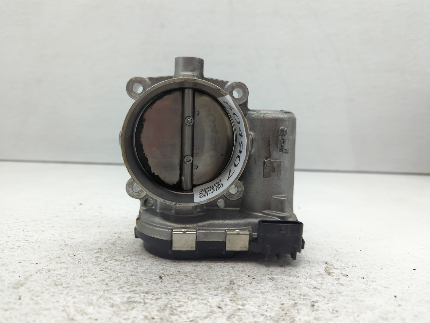 2016 Dodge Caravan Throttle Body P/N:05184349AC Fits Fits 2011 2012 2013 2014 2015 2017 2018 2019 2020 2021 2022 OEM Used Au