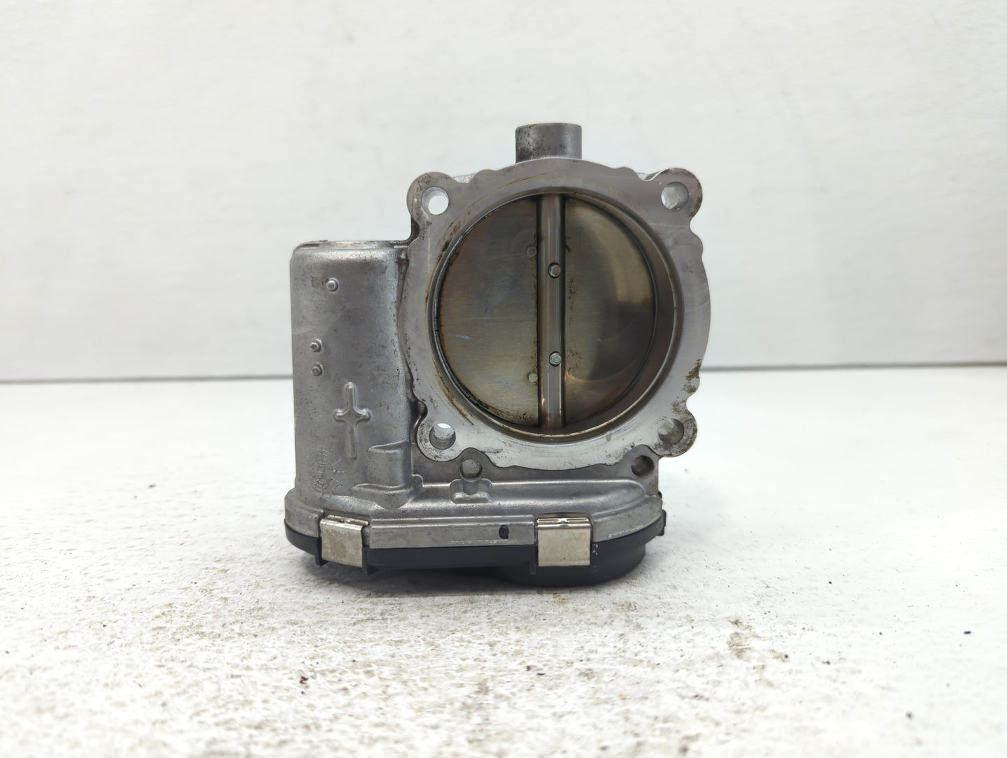 2016 Dodge Caravan Throttle Body P/N:05184349AC Fits Fits 2011 2012 2013 2014 2015 2017 2018 2019 2020 2021 2022 OEM Used Au